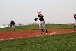 20110414_dominic_baseball_all_250.jpg