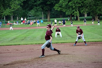 cw_rec_baseball_indians_3_303.jpg