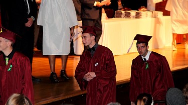 dominic_grad__020850.jpg