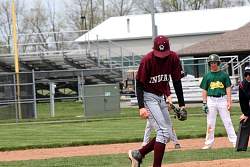 20110430_Dominic_Baseball_650.jpg