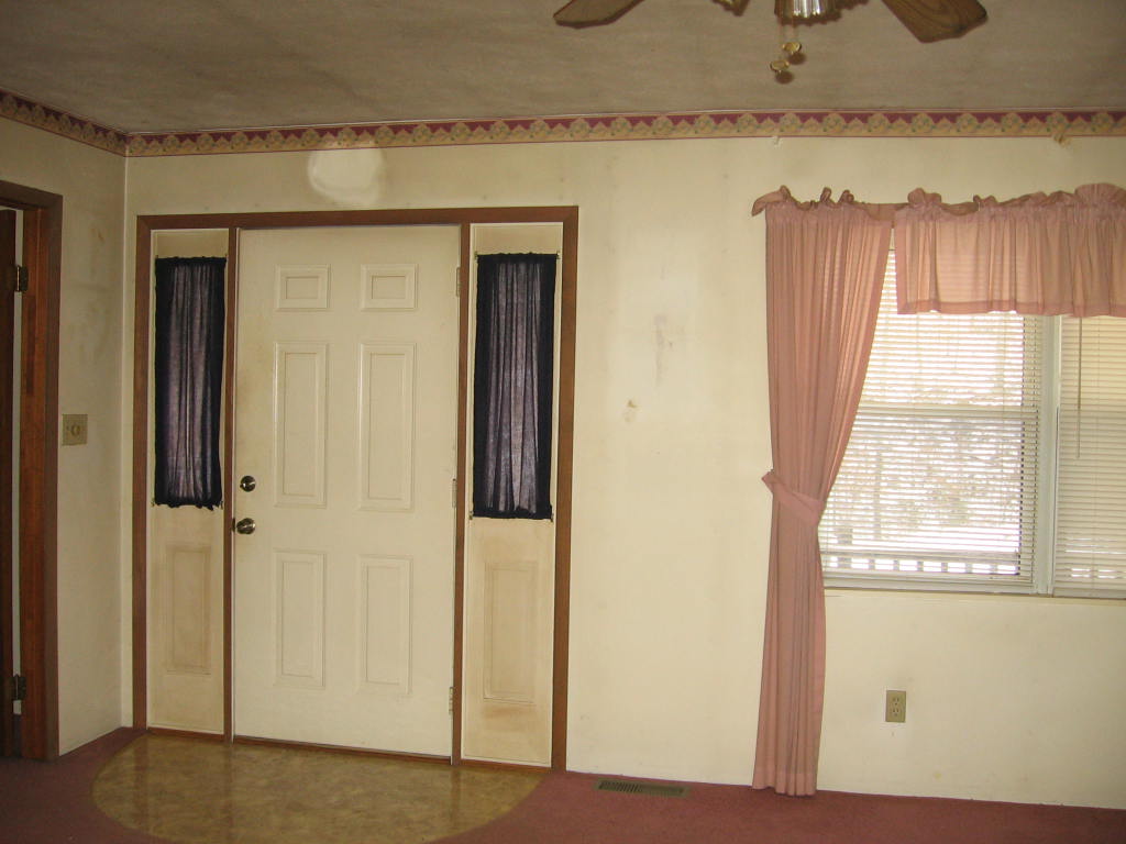 25_Front Door Before.JPG